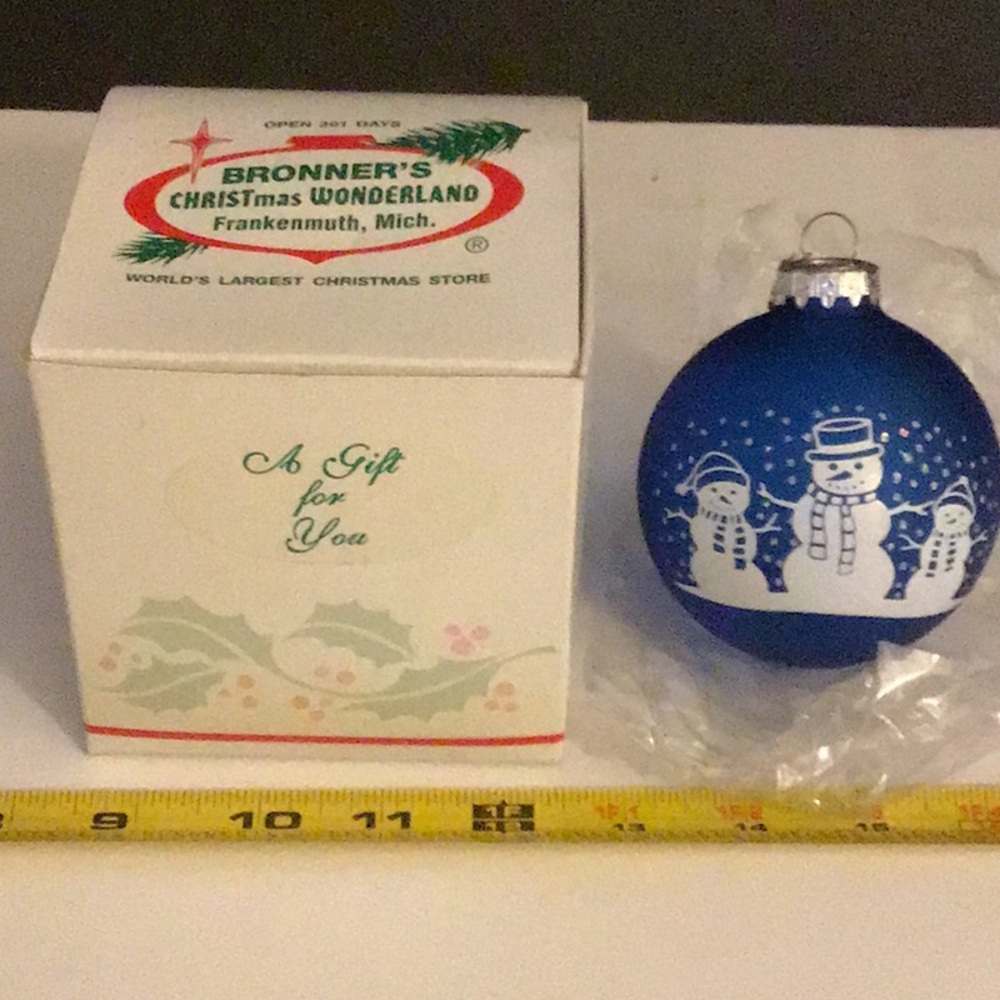 Vtg Bronner’s Glass Bulb ornament
